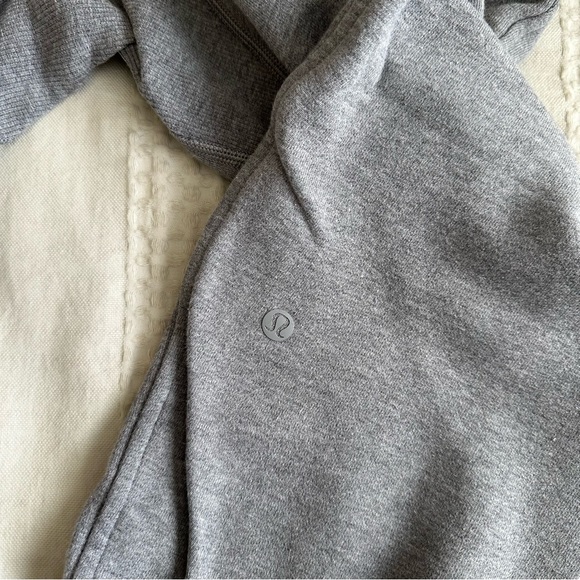 Lululemon Sweats - Picture 3 of 4